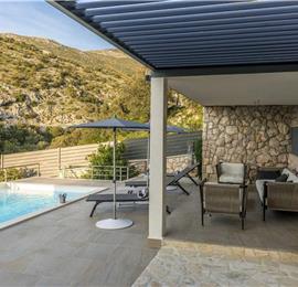 4 bedroom villa with pool and sea views near Dubrovnik sleeps 8